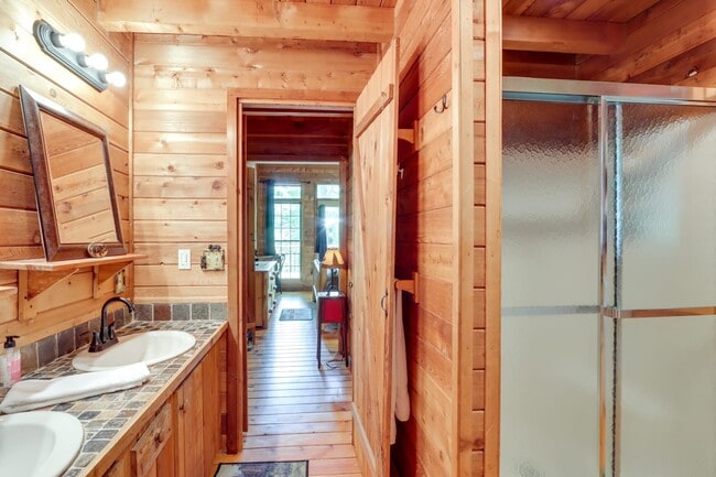 Building Photo - 808 Mill Stone Mountain Ln