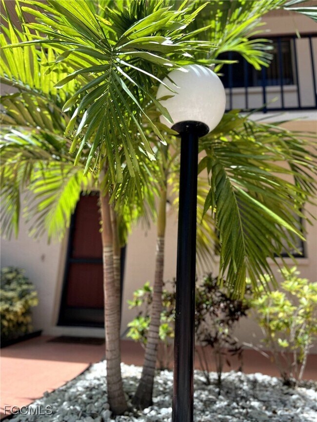 Building Photo - 5255 Coronado Pkwy