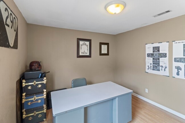 Building Photo - 115 Nancy Dr