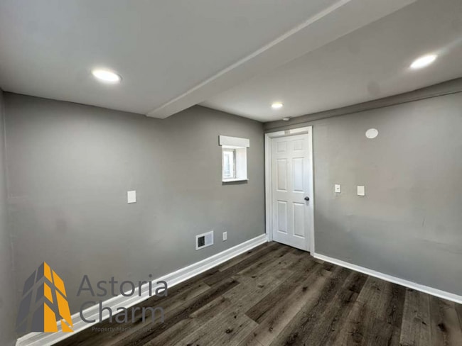 Building Photo - One Month Free on a 13-Month Lease if you Move In by 01/15/26!