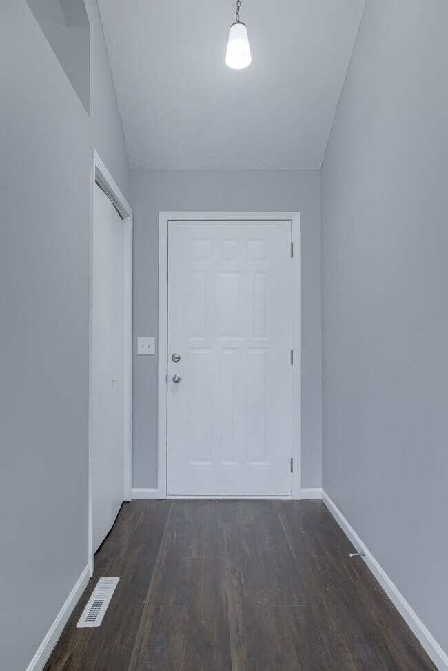 Building Photo - 12129 Wirt St