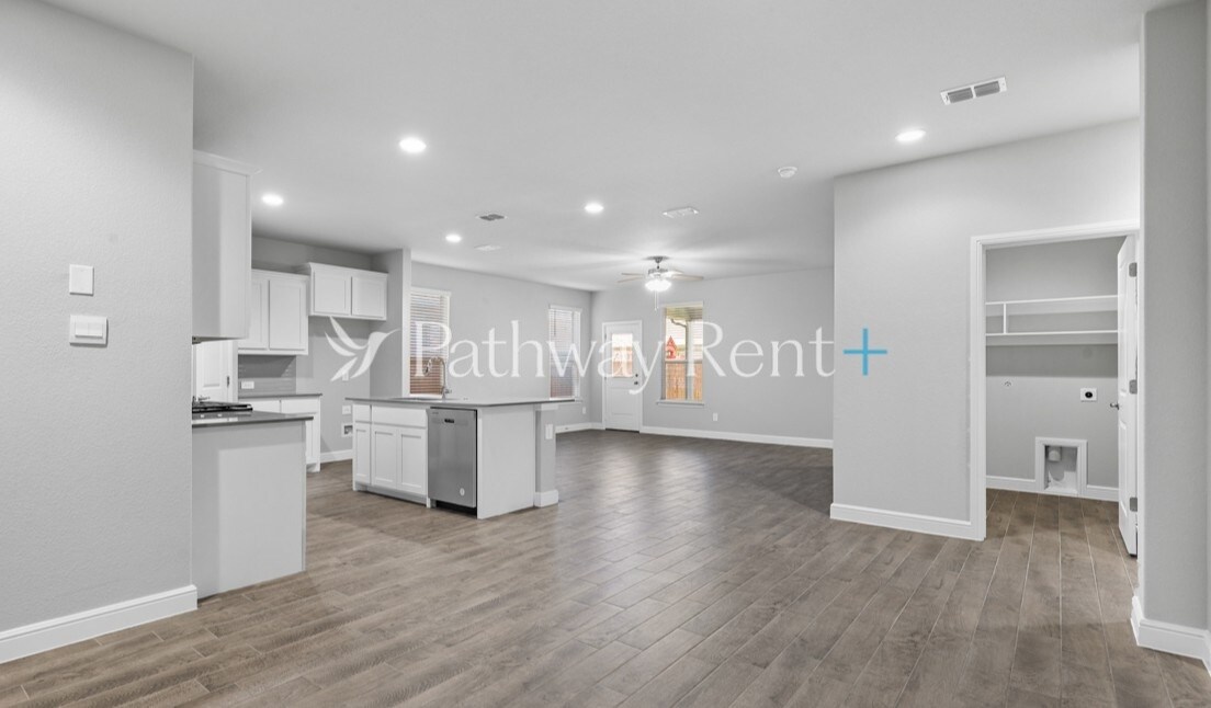 Building Photo - 1748 Reverie Rd