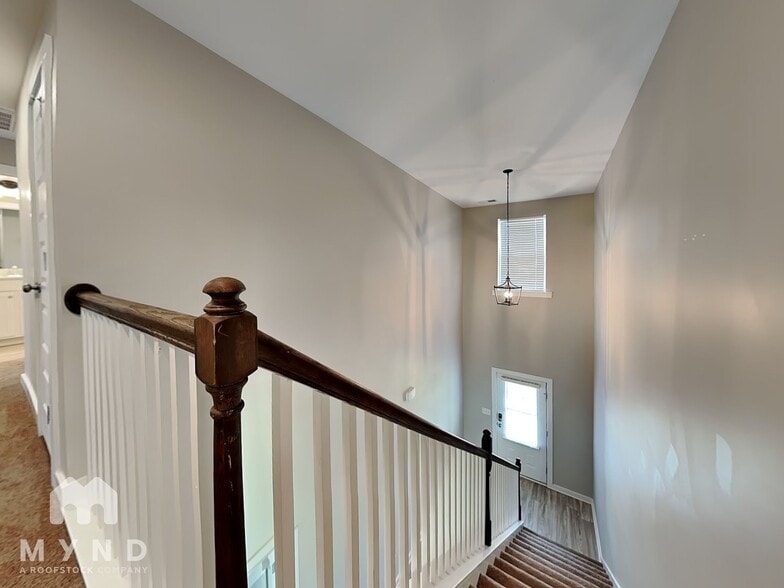 Building Photo - 15534 Tide Water Ct