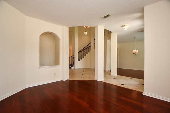 Building Photo - 13801 Rose Bay Ct