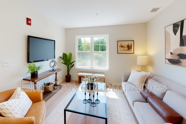 Building Photo - 29 Wadleigh Rd