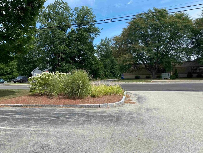 Building Photo - 93 West St