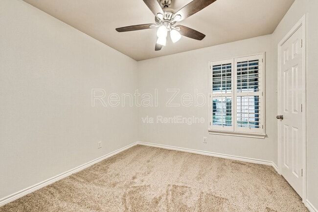 Building Photo - 1231 Shelby Dr