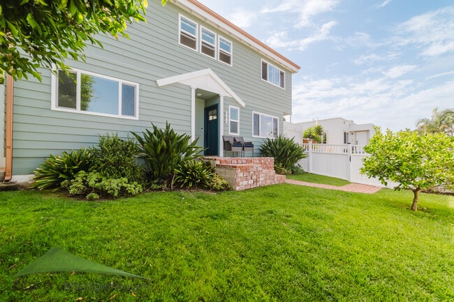 Building Photo - 341 N Sierra Ave