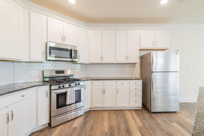 Building Photo - 2148 Bexar Trl