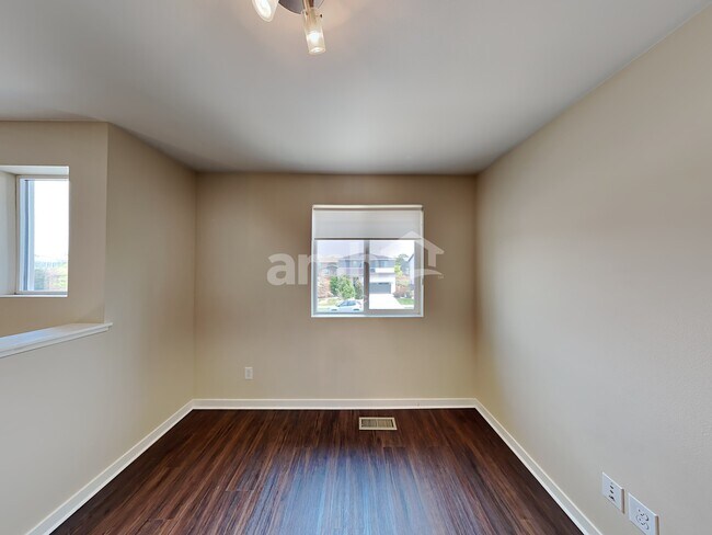 Building Photo - 10063 Salida St