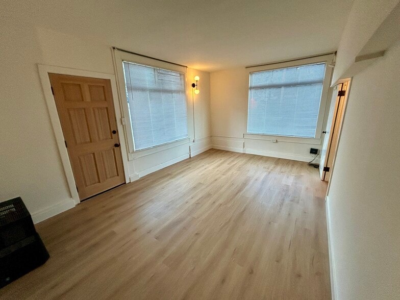 Building Photo - 101 Hoffman Ave