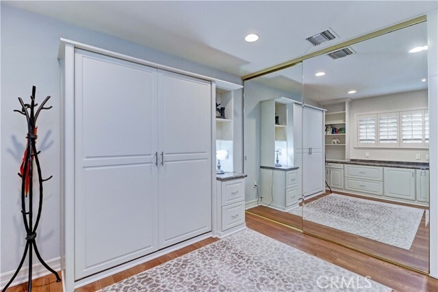 Building Photo - 881 Via Mendoza