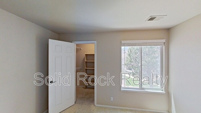 Building Photo - 3645 Strawberry Field Grove