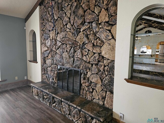 Building Photo - 1600 Arcineiga Dr