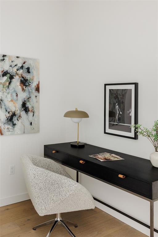 Building Photo - 800 Embassy Dr