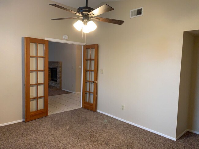 Building Photo - 8409 Tamworth St - SW - Beautiful 3 + Offi...