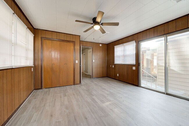 Building Photo - Newly remodeled Duplex in Midwest City