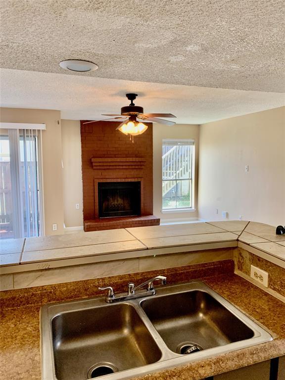 Building Photo - 1900 Bay Area Blvd