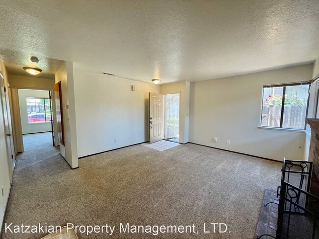 Building Photo - 2 br, 1 bath House - 7248 Tristan Circle