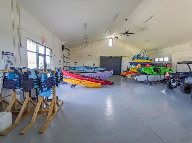 Building Photo - 8125 Sternway Rd