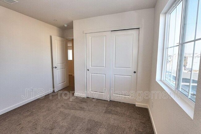 Building Photo - 716 Franklin St