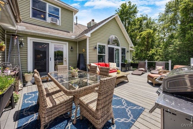 Building Photo - 5479 Lake Rd