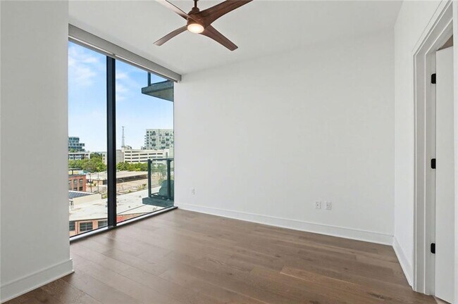 Building Photo - 788 West Marietta St NW