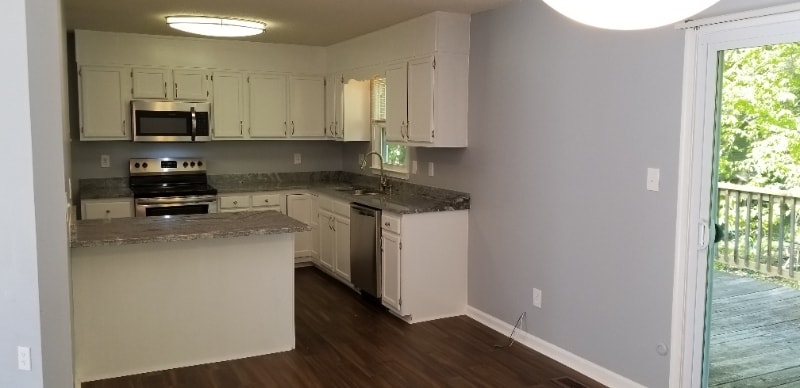 Building Photo - 3 Chanter Ct