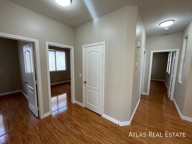 Building Photo - 4009 Bella Palermo Way