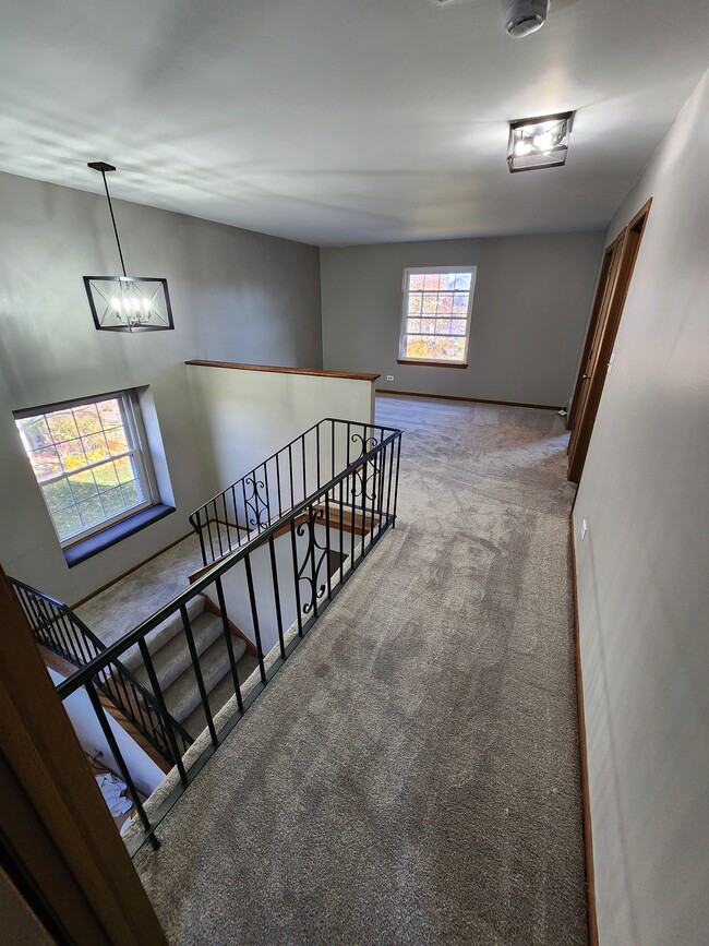 Building Photo - 840 Tamarac Blvd