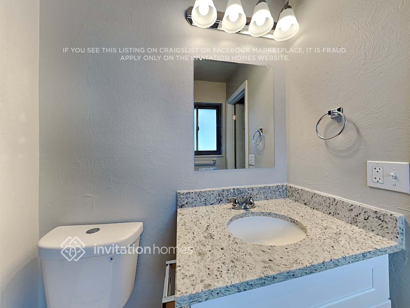 Building Photo - 5004 Hackamore Dr N