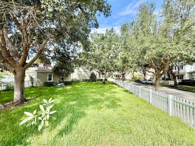Building Photo - 16221 Bridgewalk Dr