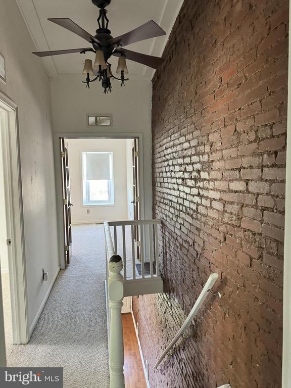 Building Photo - 3903 Manor St
