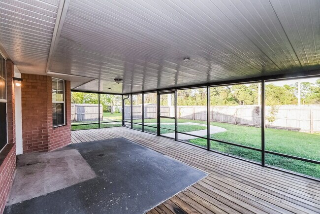 Building Photo - 481 Portobello Dr