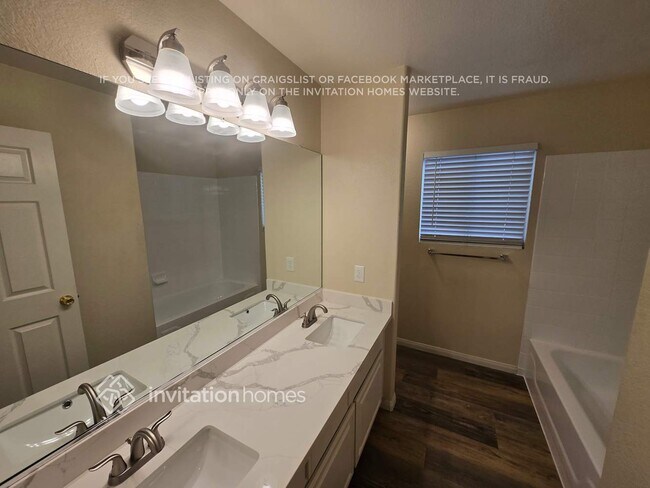 Building Photo - 9421 Salt Water Ct