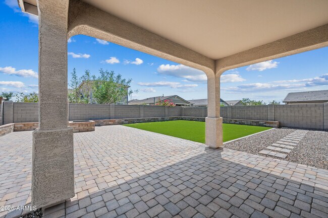 Building Photo - 23043 E Rosa Rd