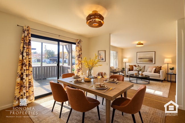 Building Photo - Ground Floor Condo on Sonoma's East Side