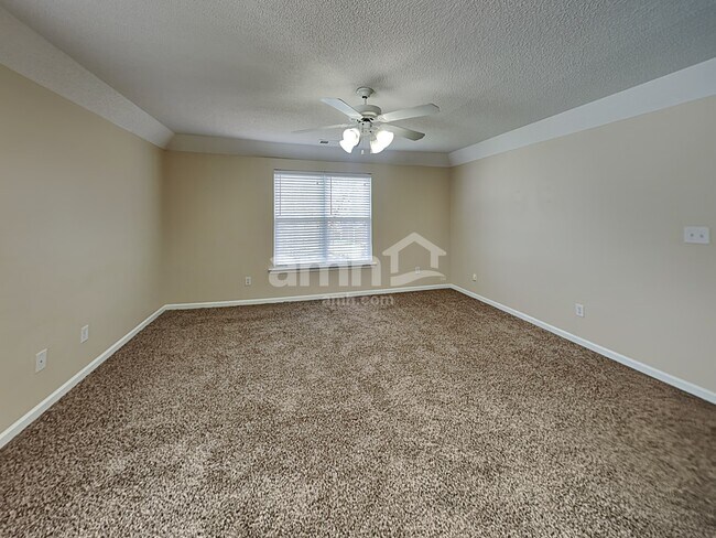 Building Photo - 5323 Kim St SW