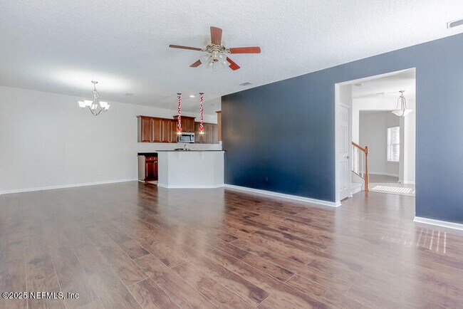 Building Photo - 6332 Endelstow Ln