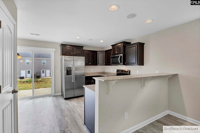 Building Photo - 243 Gum Swamp Trl