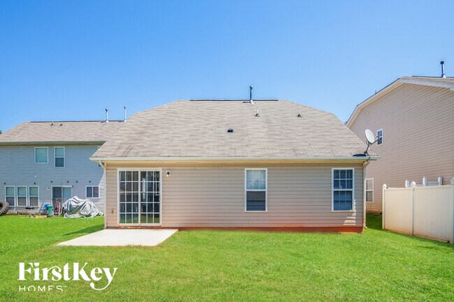 Building Photo - 2826 Cartesian Dr