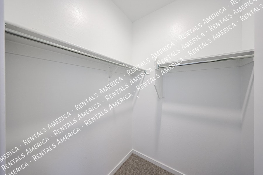 Building Photo - 2484 W Rowel Rd