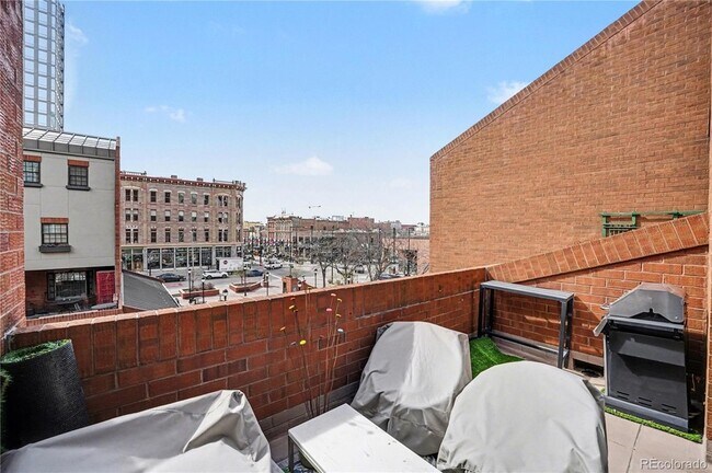 Building Photo - 1512 Larimer St