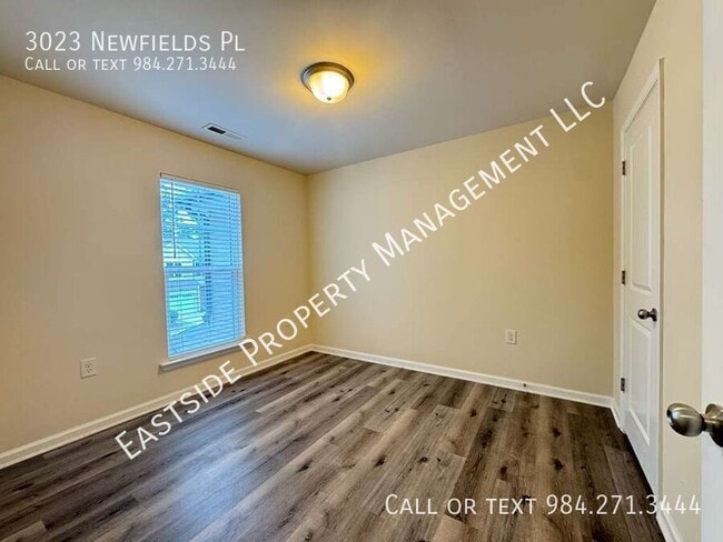 Building Photo - 3023 Newfields Pl