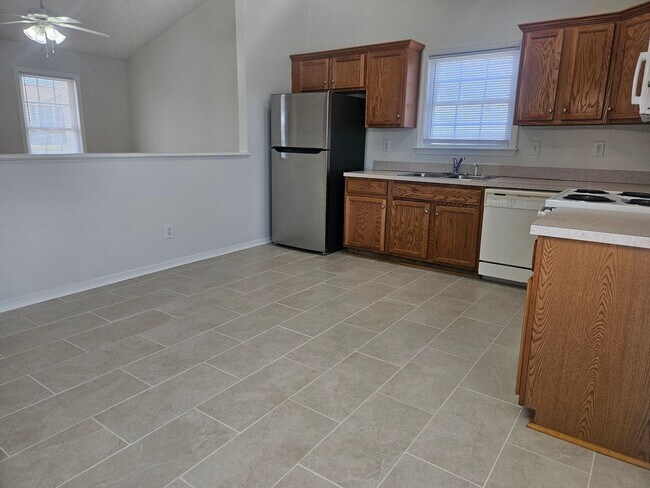 Building Photo - 2524 National St