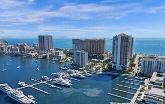 Building Photo - 200 S Birch Rd