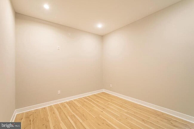 Building Photo - 1946 N 6th St