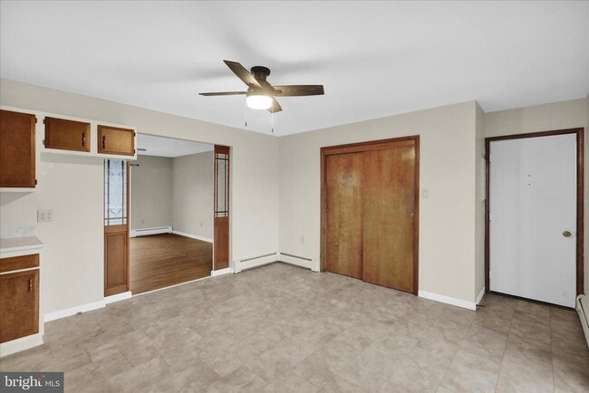 Building Photo - 1613 Shoey Rd