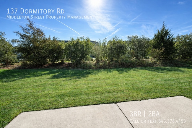 Building Photo - 137 Dormitory Rd