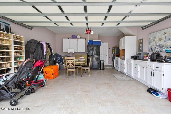 Building Photo - 10523 Broomsedge Ct